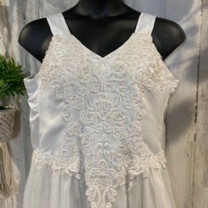 Custom ReBuilt  Wedding Gown Plus Size (14-16)